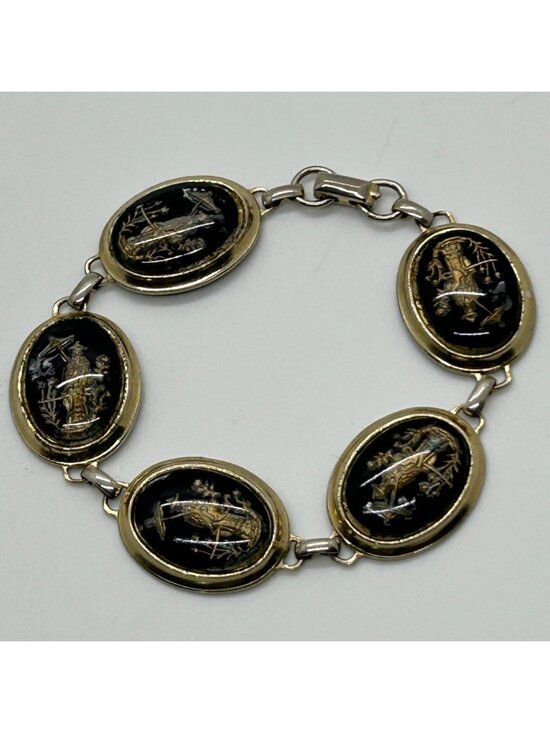 Jewelry - Vintage Reverse Carved Lucite Intaglio Bracelet Asian Geisha Design Gold Tone Pa